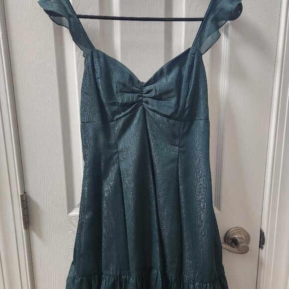Lucy in the Sky Dresses & Skirts - Emerald Green Lucy in the Sky party dress